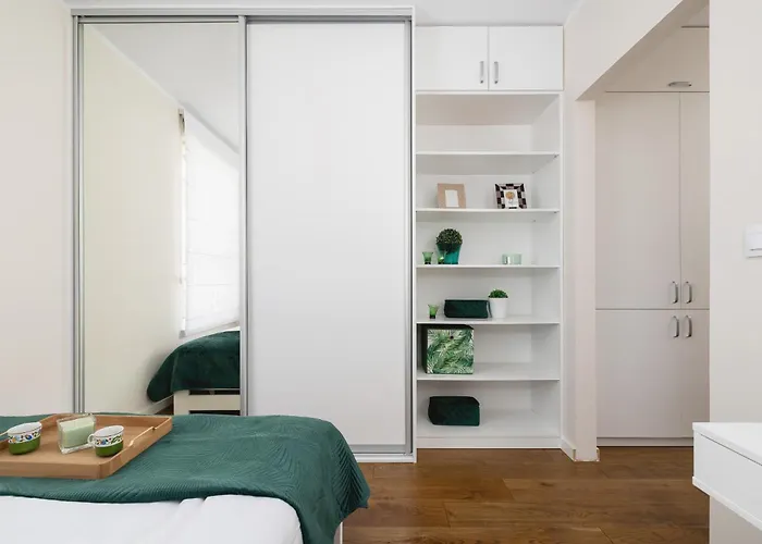 Przytulny Apartament Na Wroclawskiej Z Parkingiem W Krakowie By Noclegi Renters